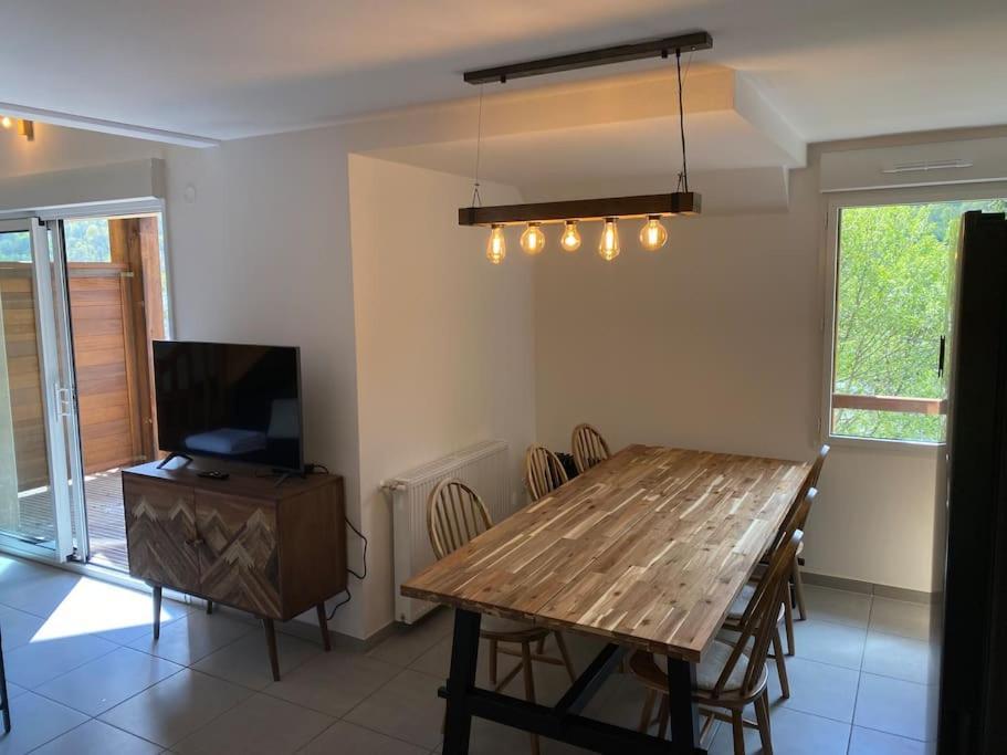 Charmant T4 Duplex Vue Montagne 루덴빌 외부 사진